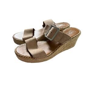 Franco Sarto Women's Tan Buckle Straip Round Toe Wedge Sandals Size 9.5